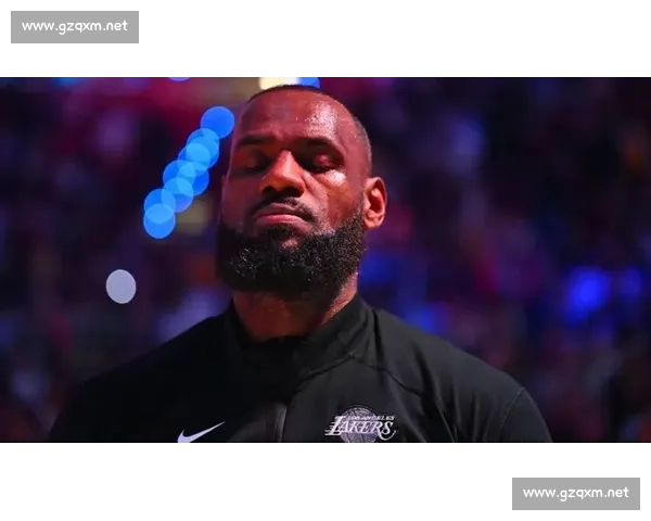 詹姆斯质疑戒指文化遭名嘴炮轰:立场矛盾引争议